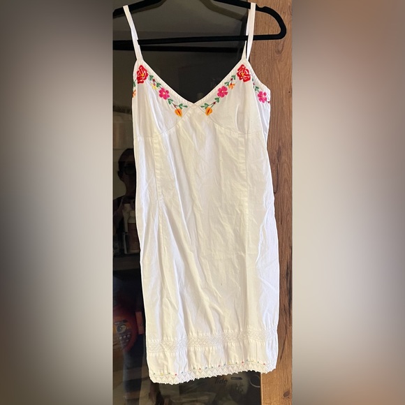 Castro Trend White cotton sleeveless with embroidery stitching Sz 42 IT - Picture 2 of 7